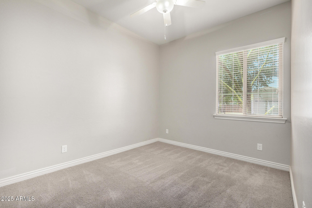 20273 E Raven Drive - Photo 21