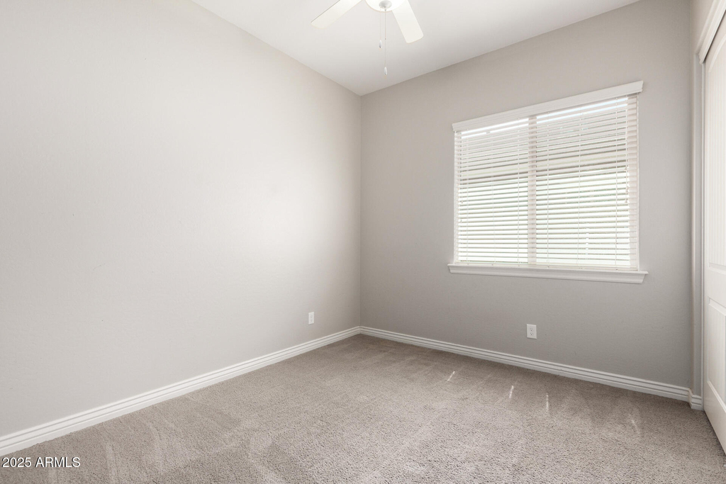 20273 E Raven Drive - Photo 17