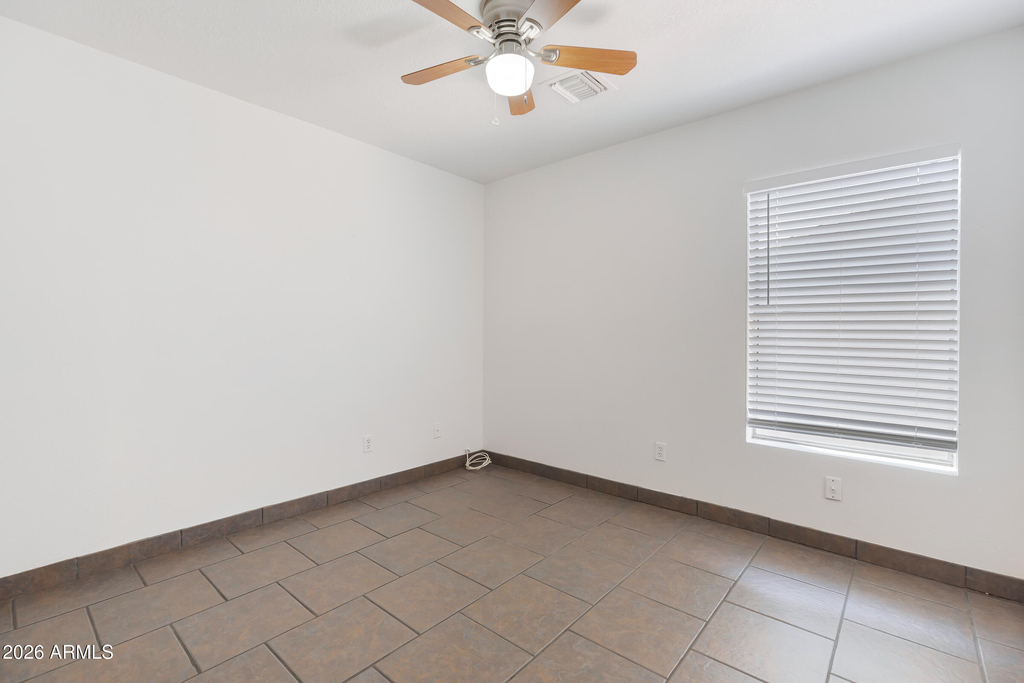 23620 N 42nd Drive - Photo 28