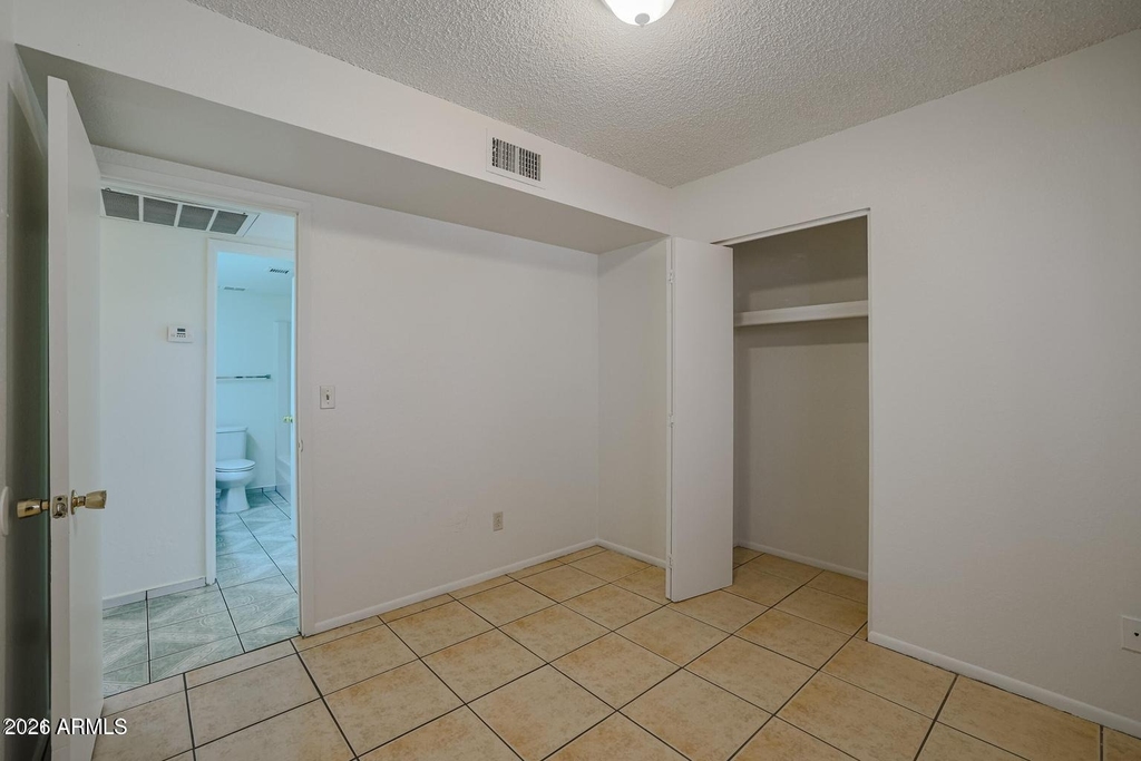 3020 N 87th Avenue - Photo 12
