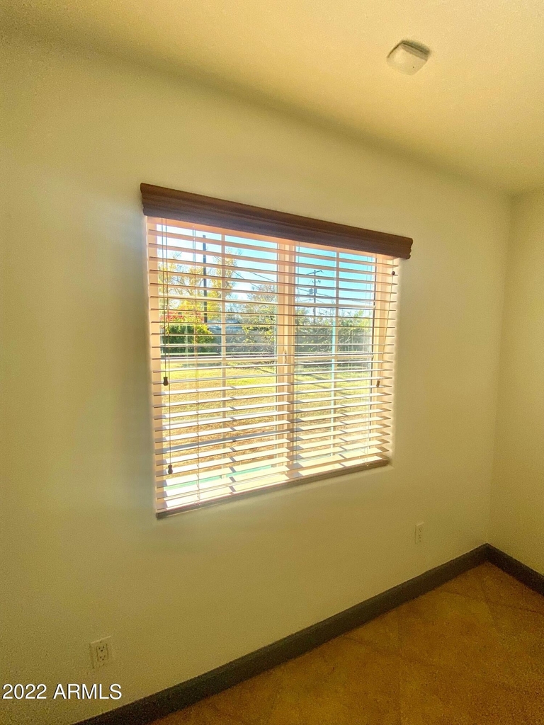 4341 E Vernon Avenue - Photo 10