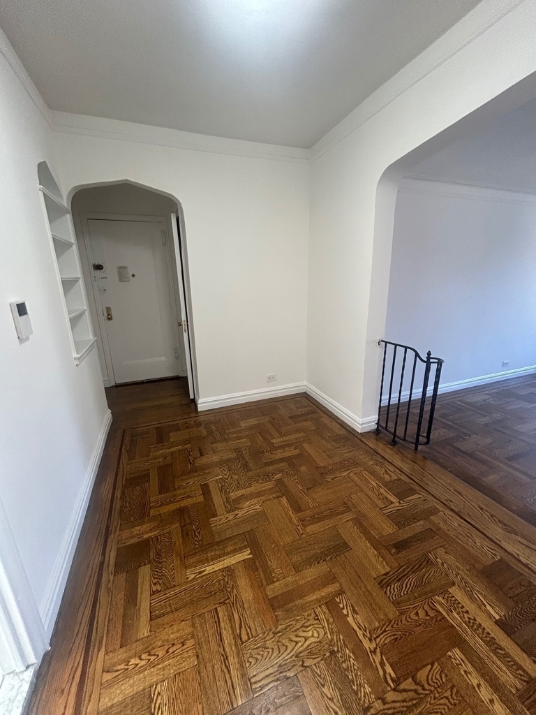 Inwood - Photo 7
