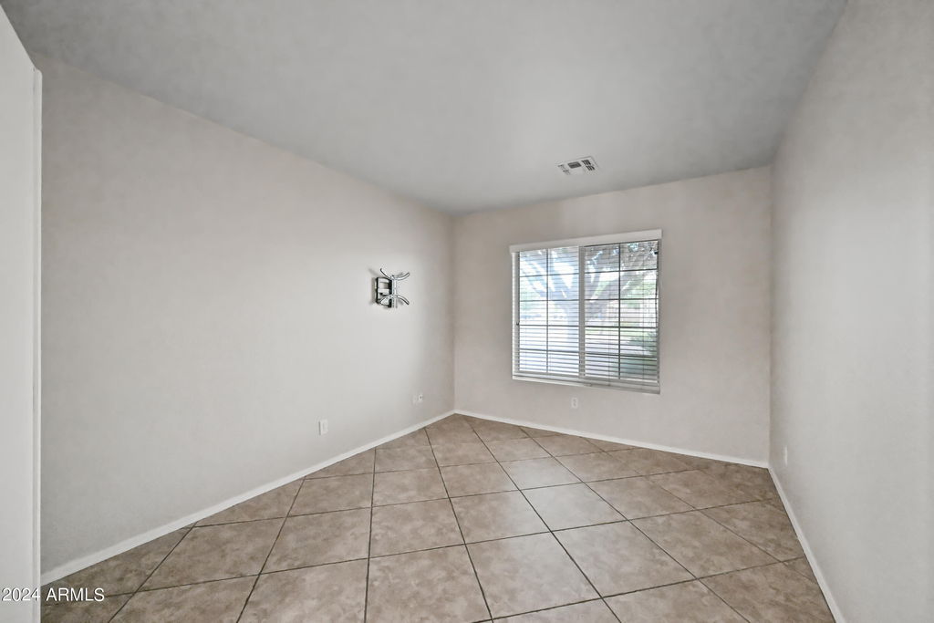 9208 W Deanna Drive - Photo 17