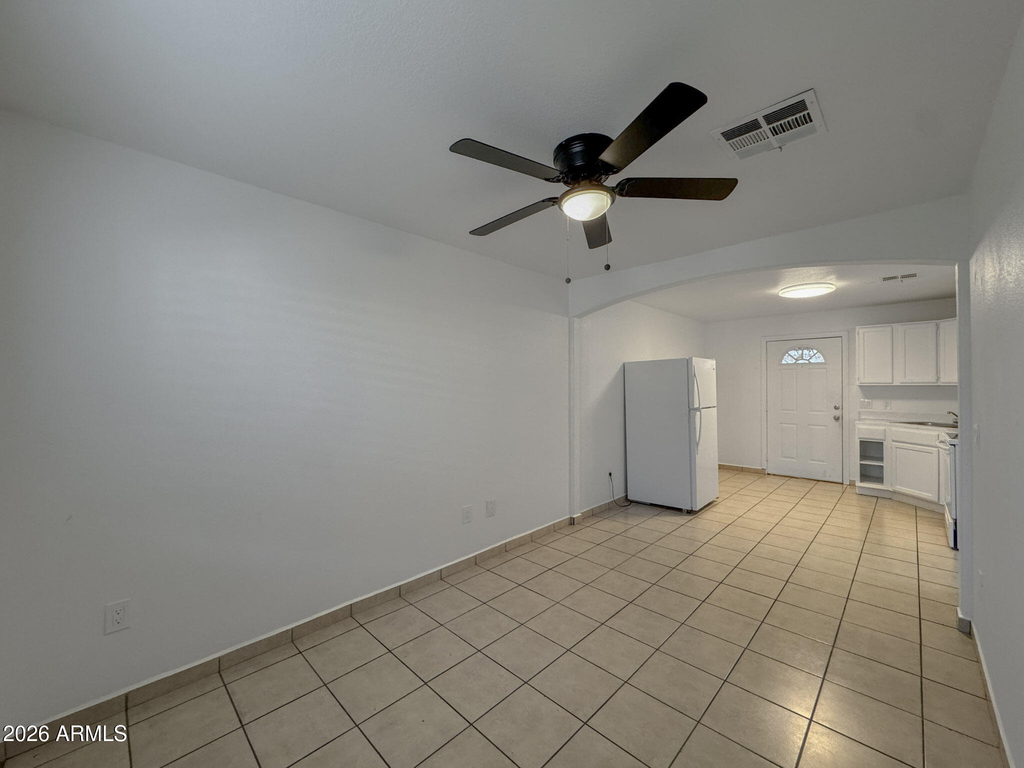 1023 E Old Southern Avenue - Photo 6
