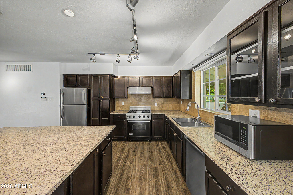 6732 E 6th Street - Photo 12
