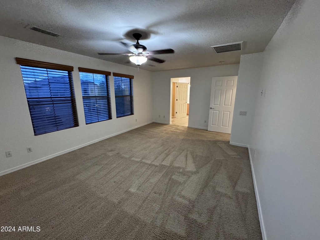 2110 W Kathleen Road - Photo 12