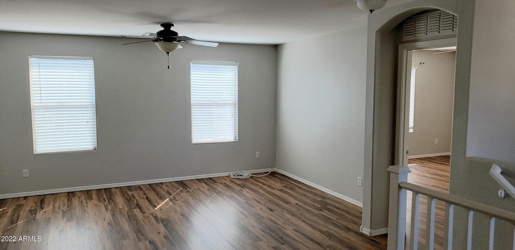 1297 E Birdland Drive - Photo 10