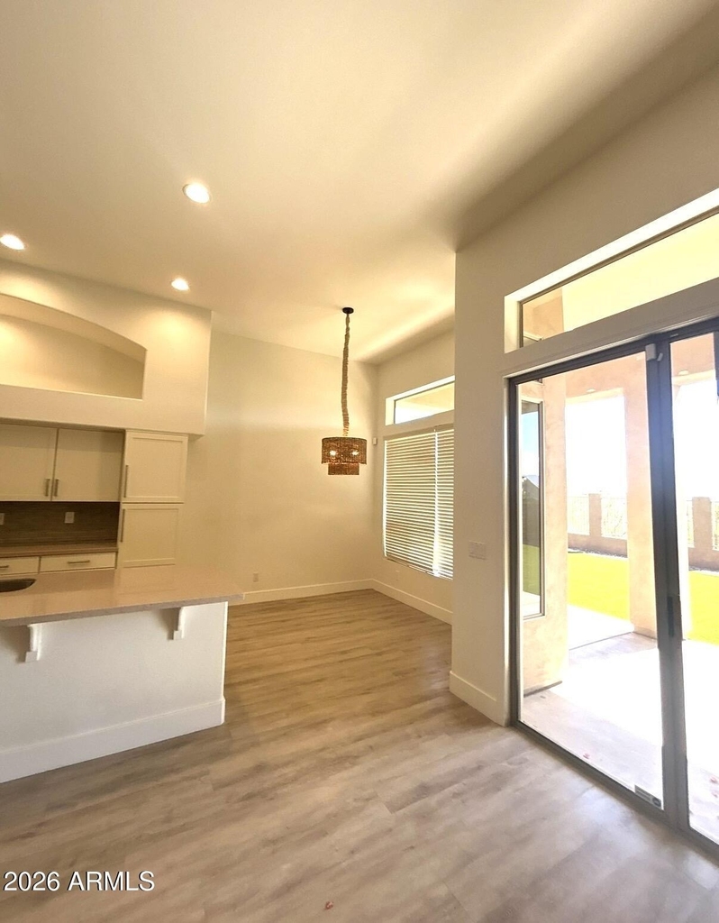 16634 S 3rd Place - Photo 13
