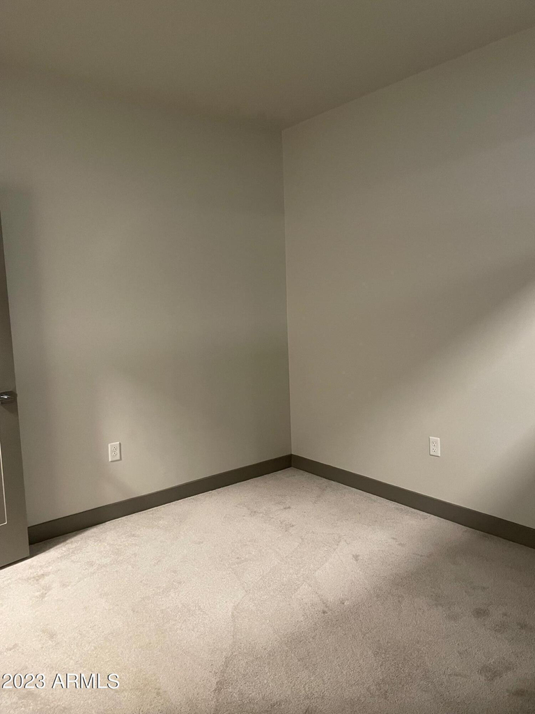 425 W Osborn Road - Photo 12