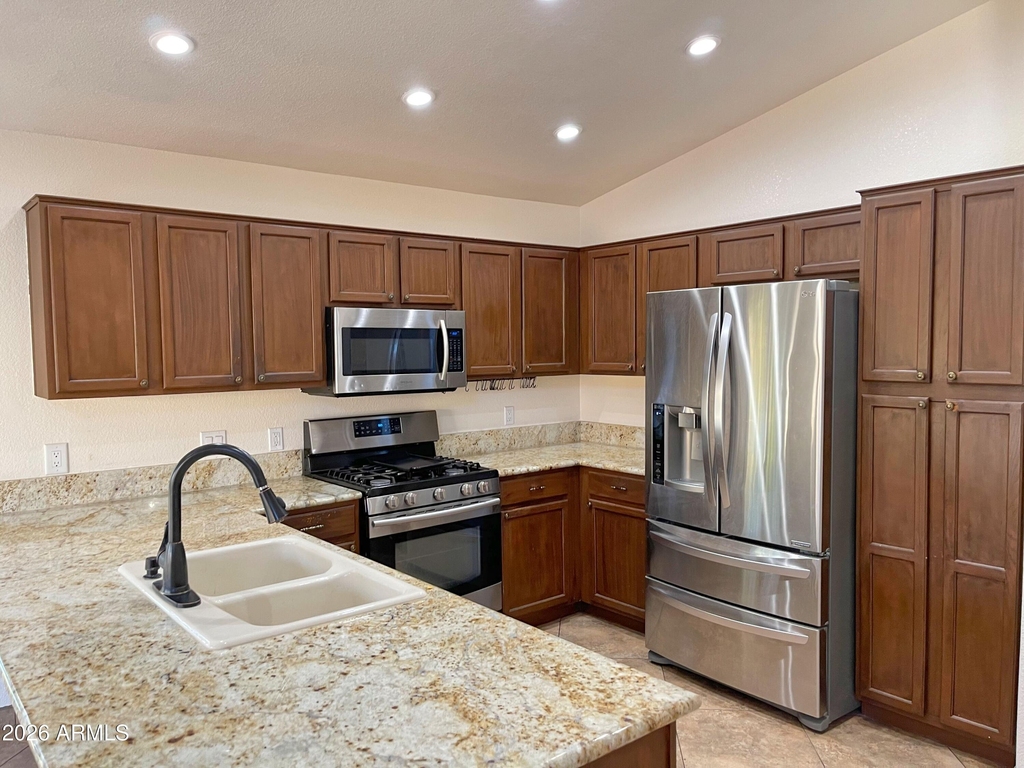 9144 W Villa Rita Drive - Photo 7