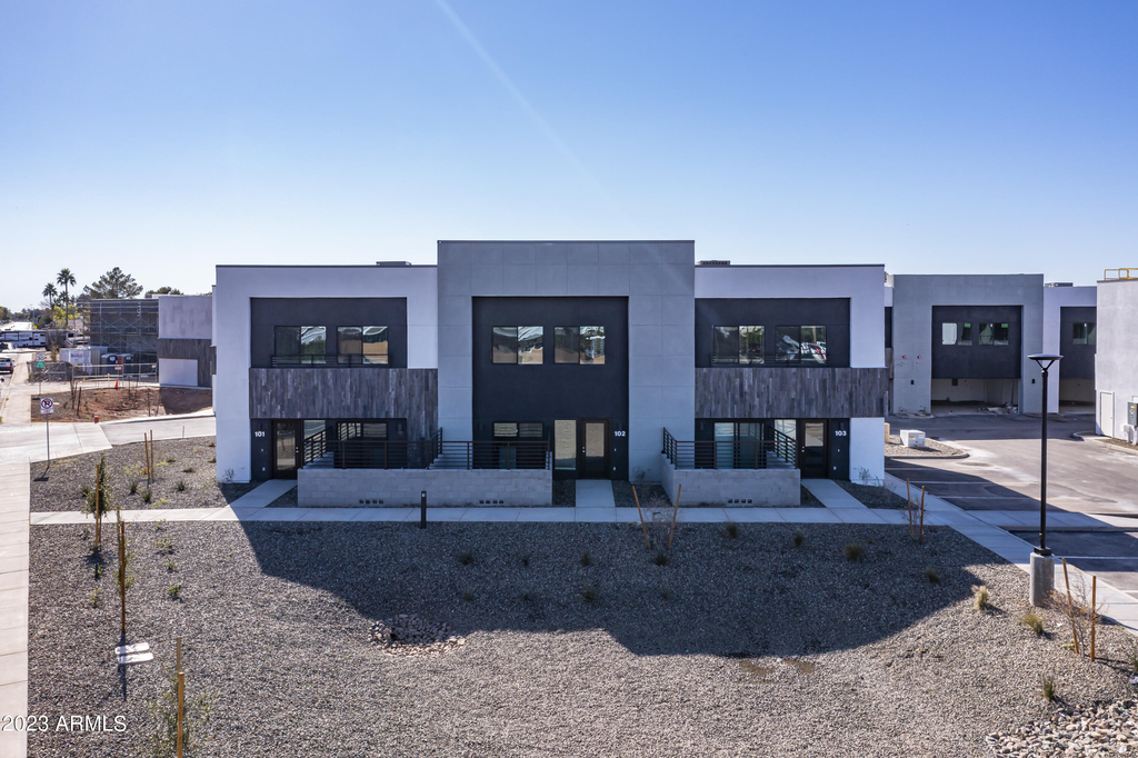 432 S 32nd Street - Photo 3