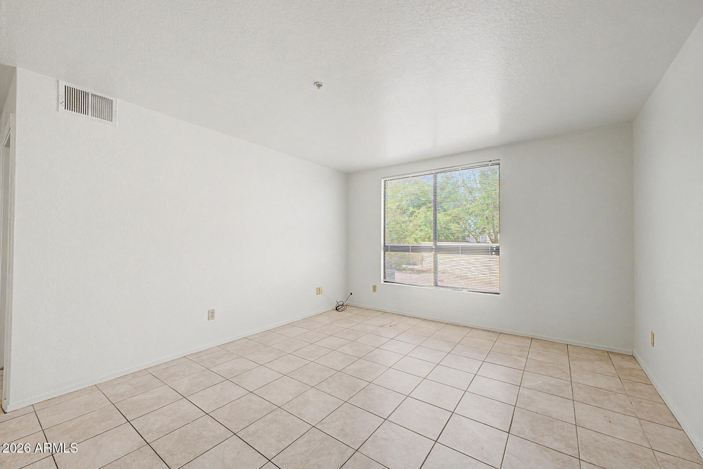 16033 N 25th Street - Photo 2