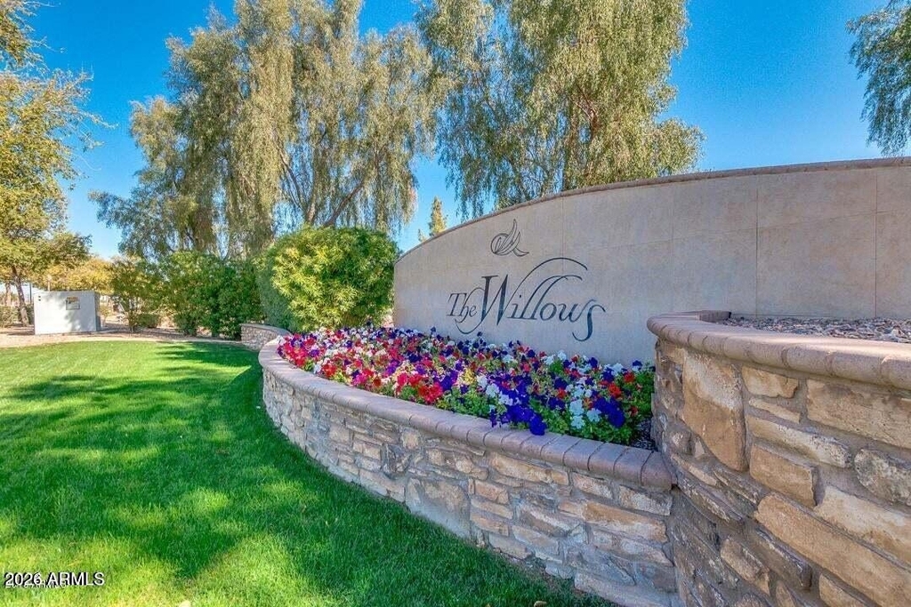 4334 E Carla Vista Drive - Photo 9