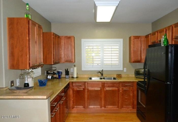 1295 N Ash Street - Photo 3