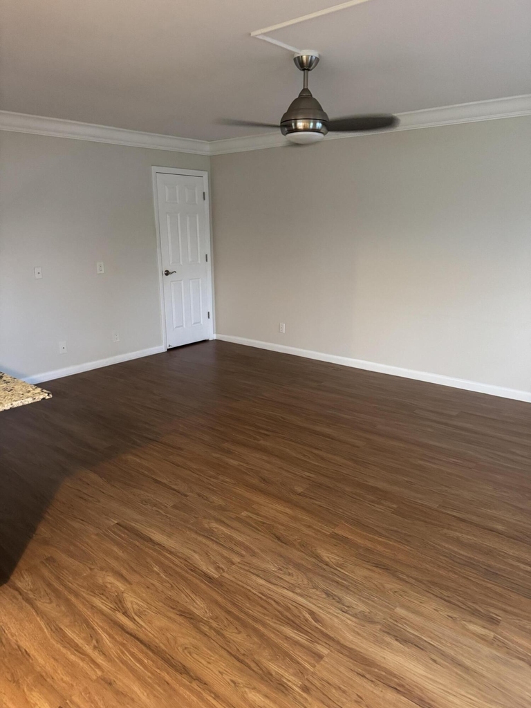 144 Windsor G - Photo 10