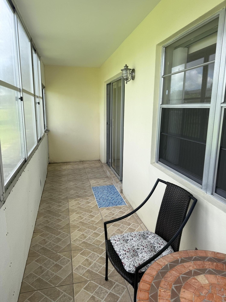 144 Windsor G - Photo 7