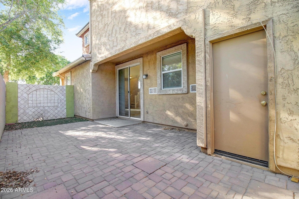 1 N 88th Drive - Photo 5