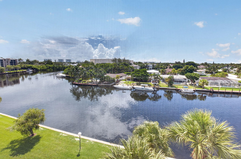 13 Royal Palm Way - Photo 28