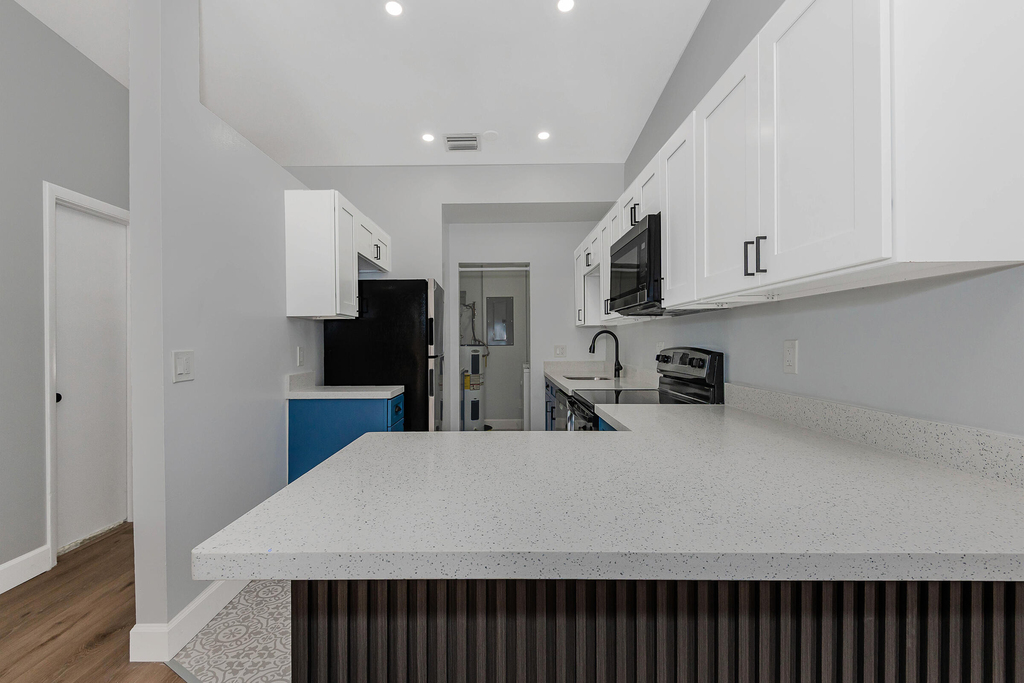 9279 Nw 17th Court - Photo 9