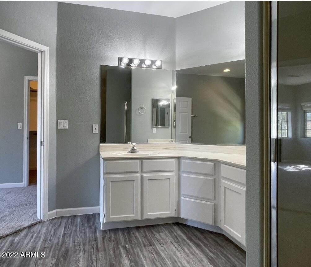 1124 E Rose Lane - Photo 20