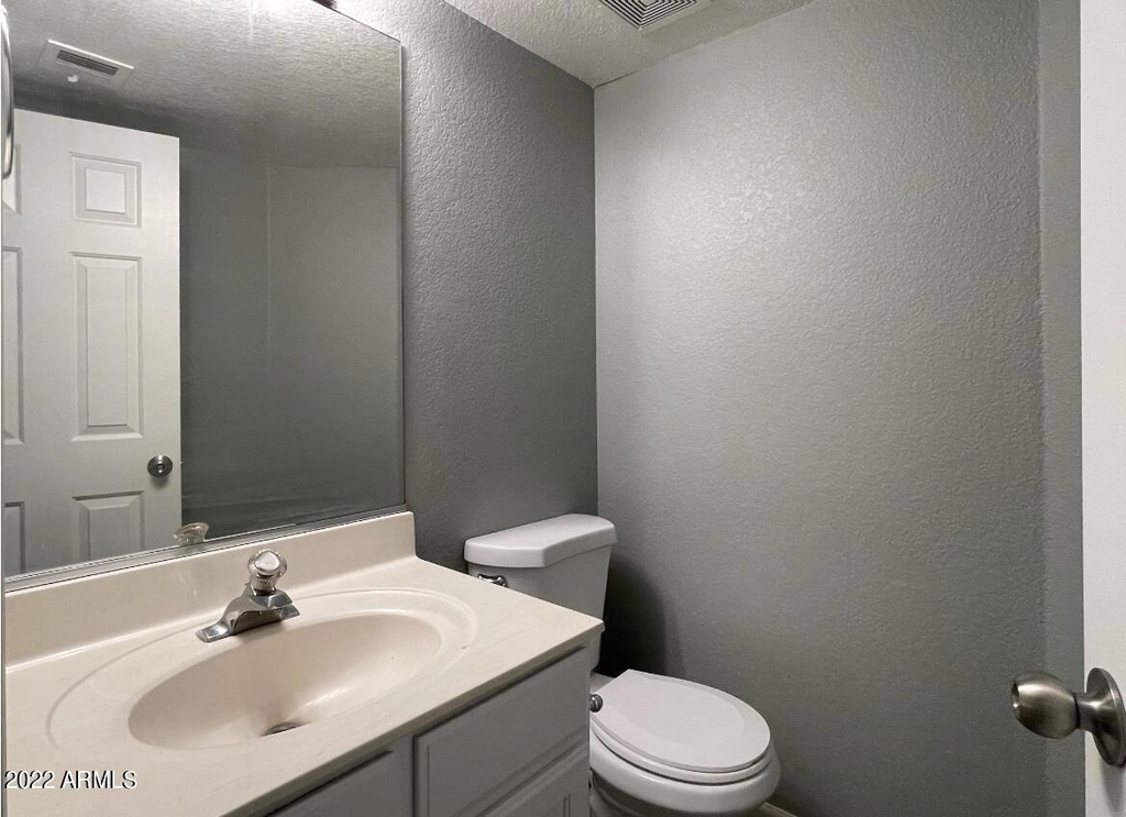 1124 E Rose Lane - Photo 14