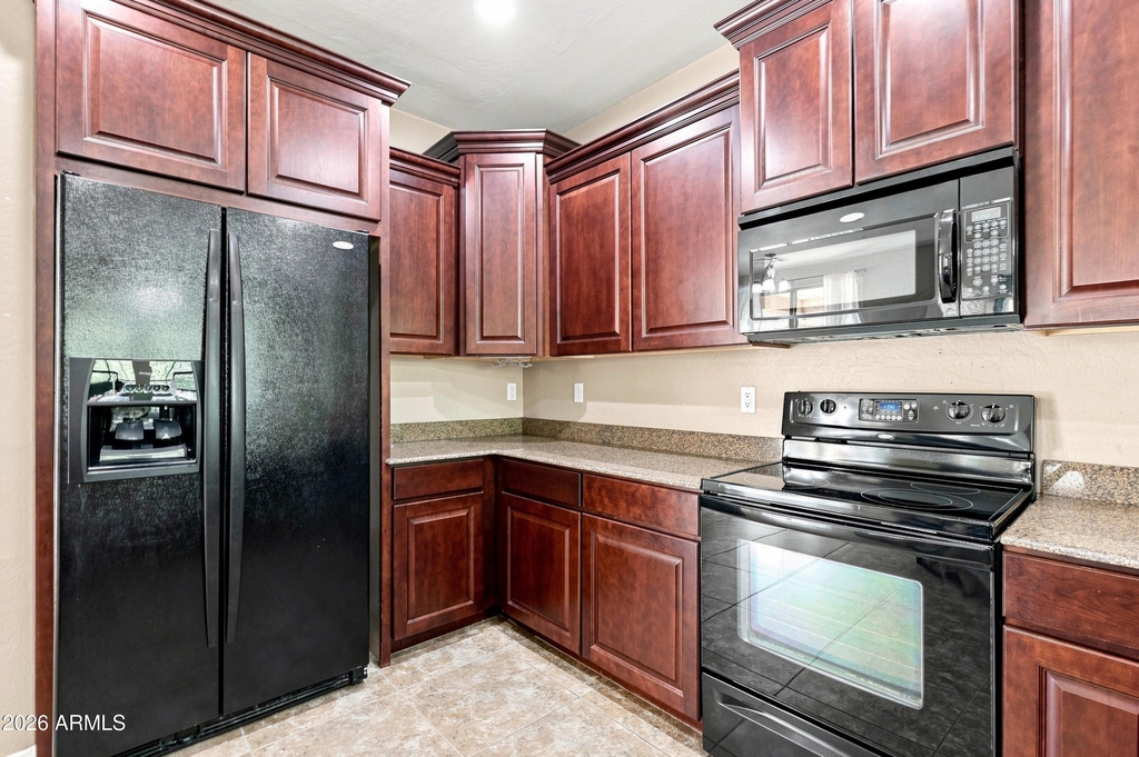 3289 E Ivanhoe Street - Photo 12