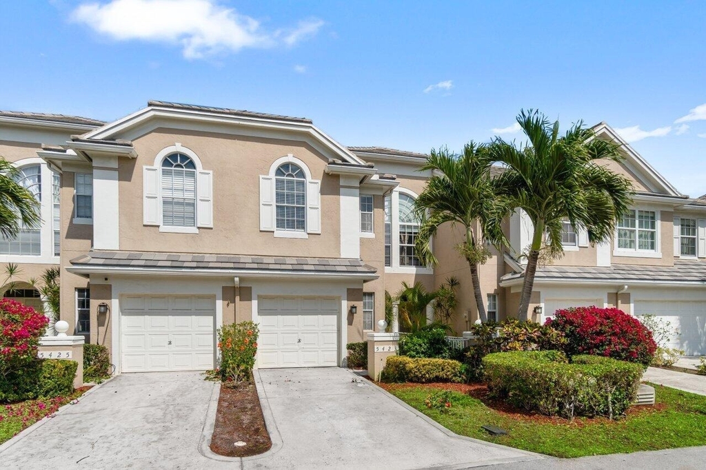 5423 Grand Park Place - Photo 2