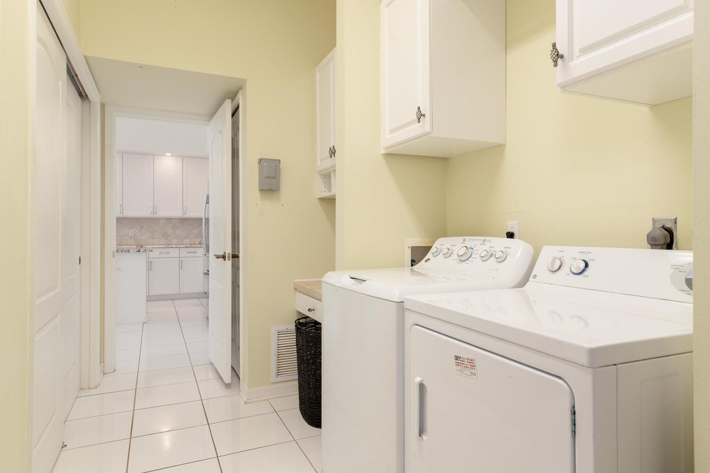 1676 Sw Harbour Isles Circle - Photo 21
