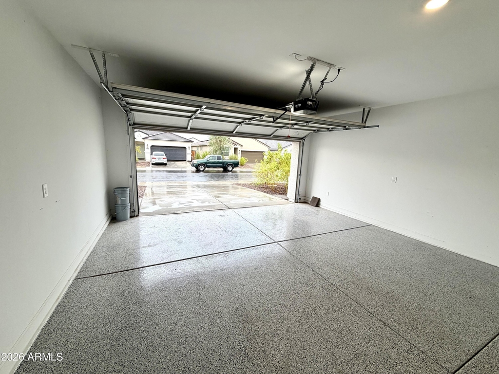 8233 W Clemente Way - Photo 27
