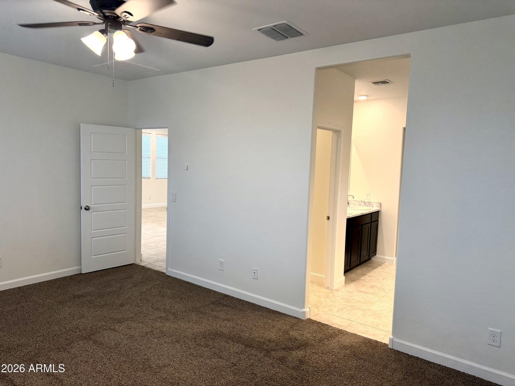 8233 W Clemente Way - Photo 13