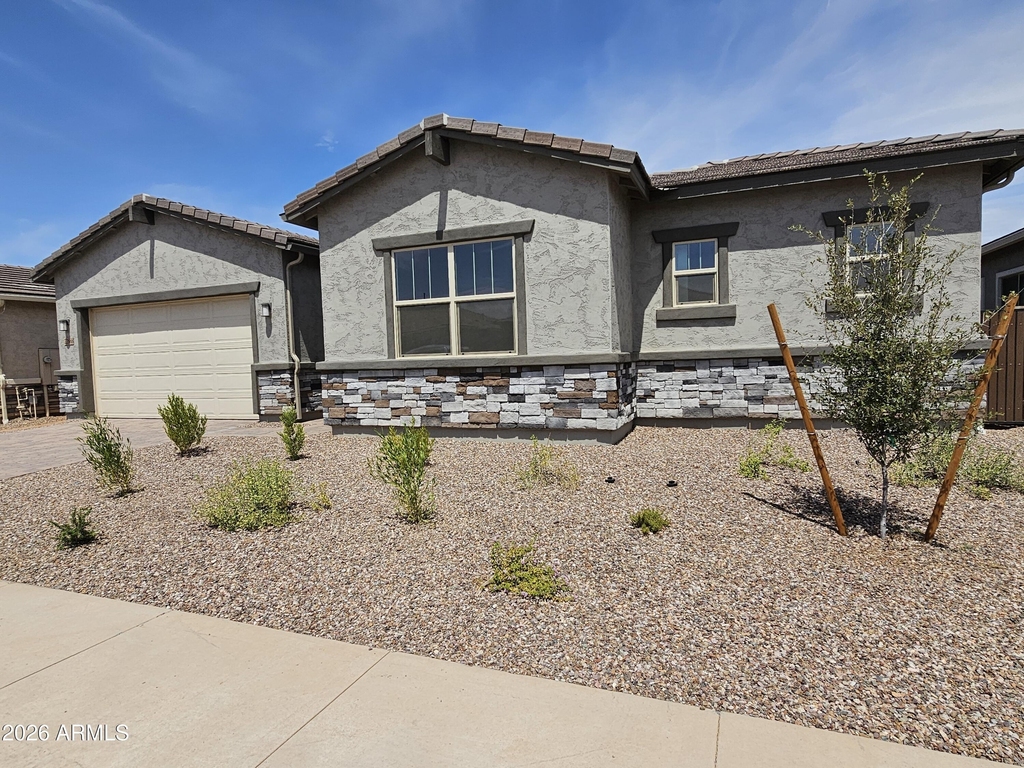 22668 E Starflower Drive - Photo 1