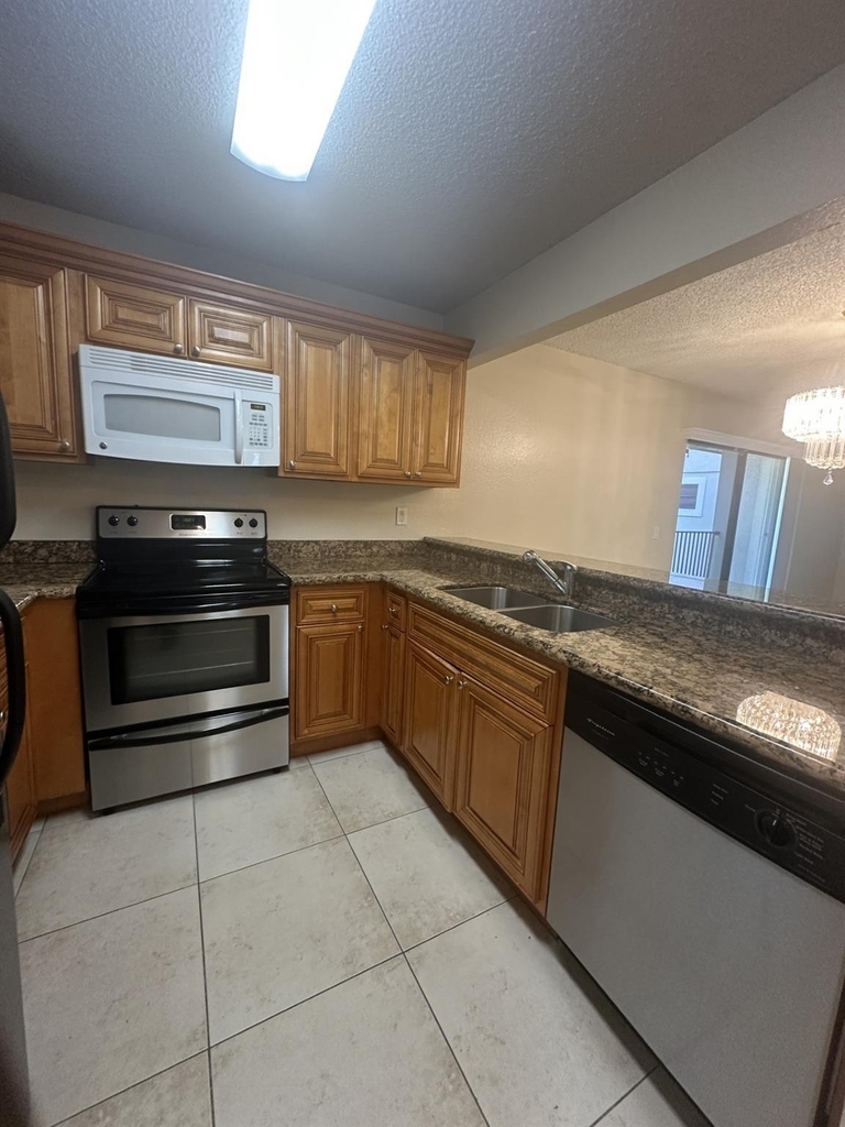 1680 Windorah Way - Photo 5