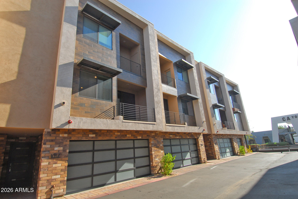 6990 E 6th Street - Photo 0