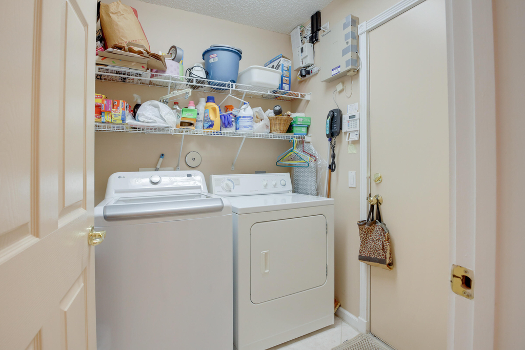 6519 Lucaya Avenue - Photo 19