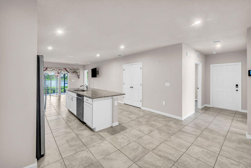 818 Persimmon Place - Photo 20