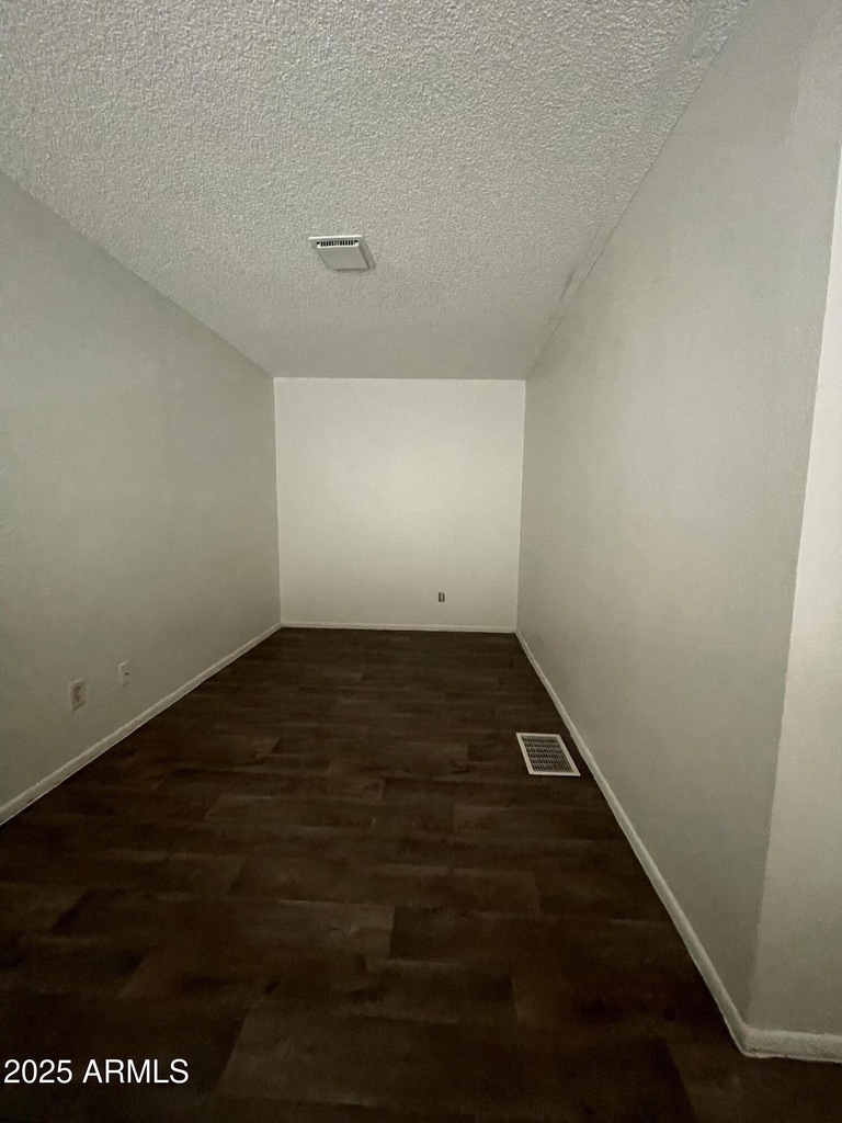 2040 S Longmore -- - Photo 6