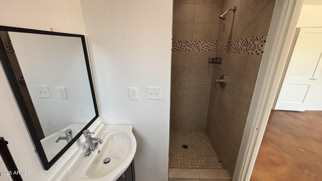 5548 N 12th Avenue - Photo 10