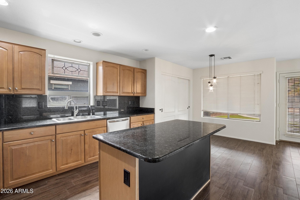 34394 N Damietta Trail S - Photo 10