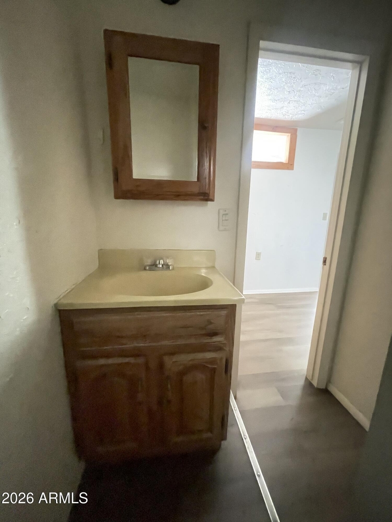 724 E Butte Avenue - Photo 12