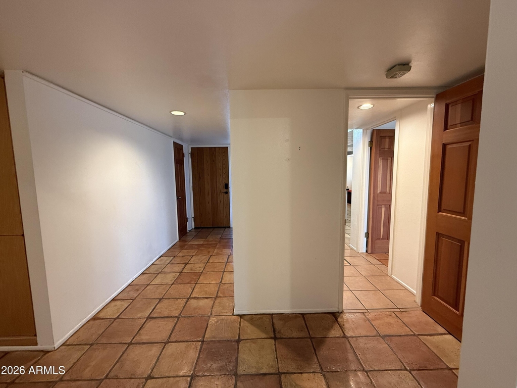 2114 S La Rosa Drive - Photo 4