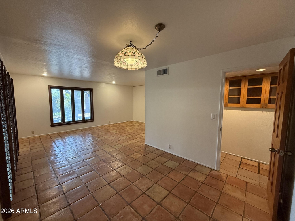 2114 S La Rosa Drive - Photo 8