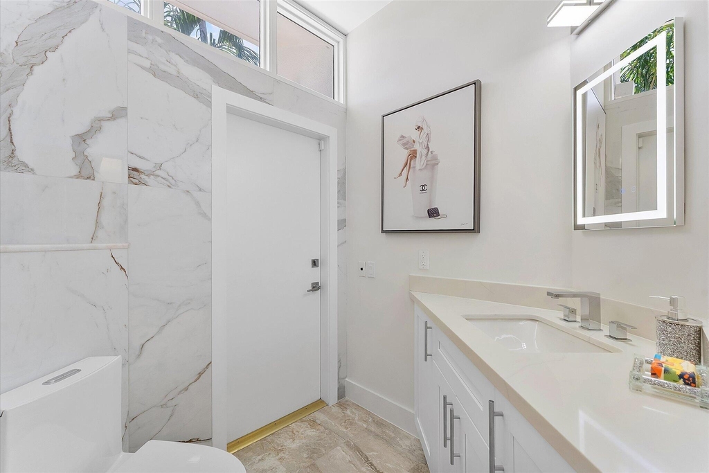 18 Nurmi Drive - Photo 43