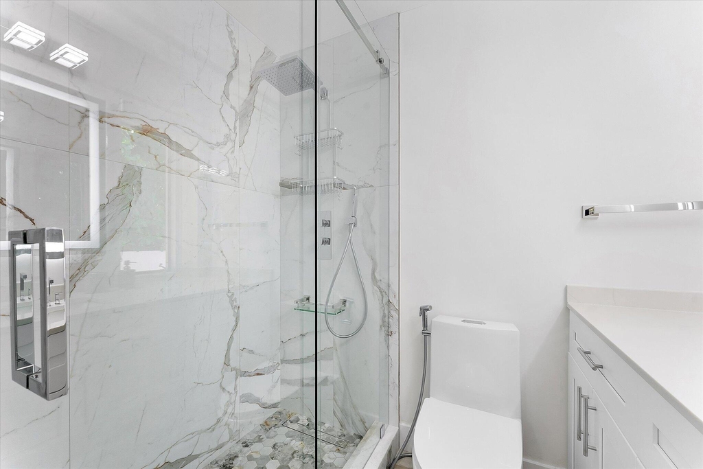 18 Nurmi Drive - Photo 57