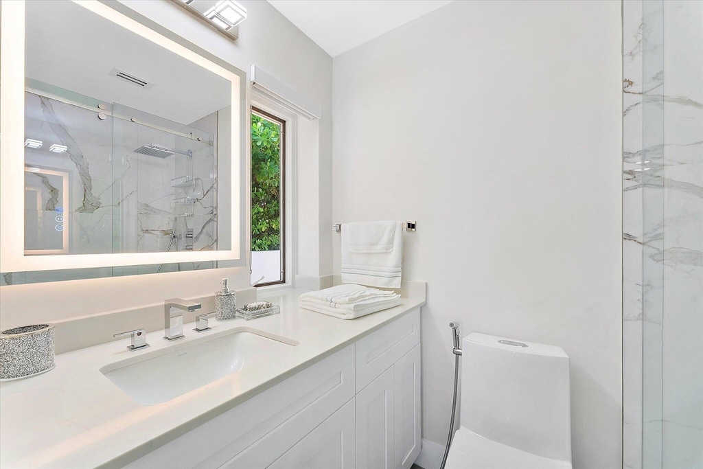 18 Nurmi Drive - Photo 47