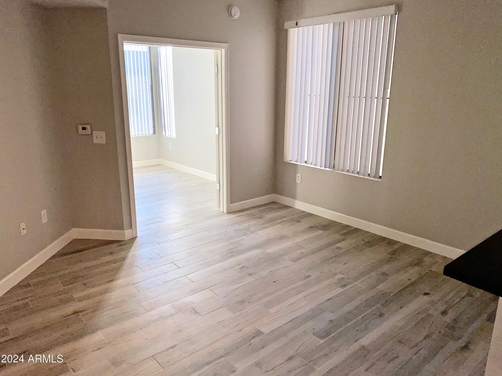 1701 E Colter Street - Photo 4