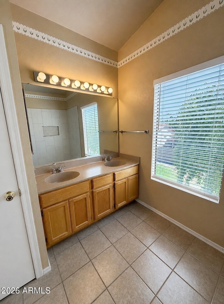 7203 W Kimberly Way - Photo 14