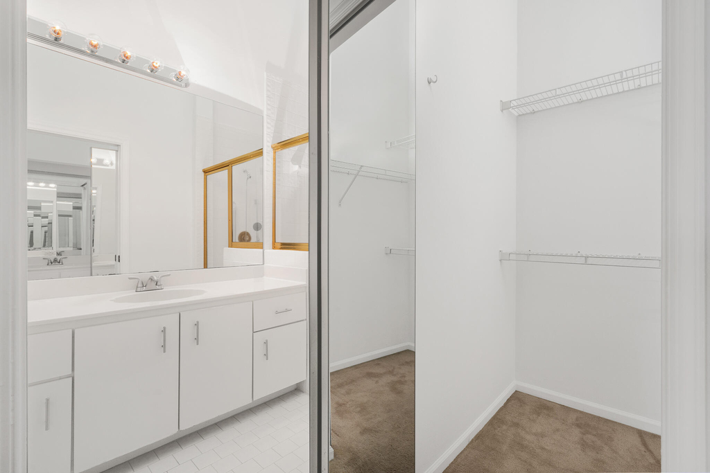 8049 Aberdeen Drive - Photo 18