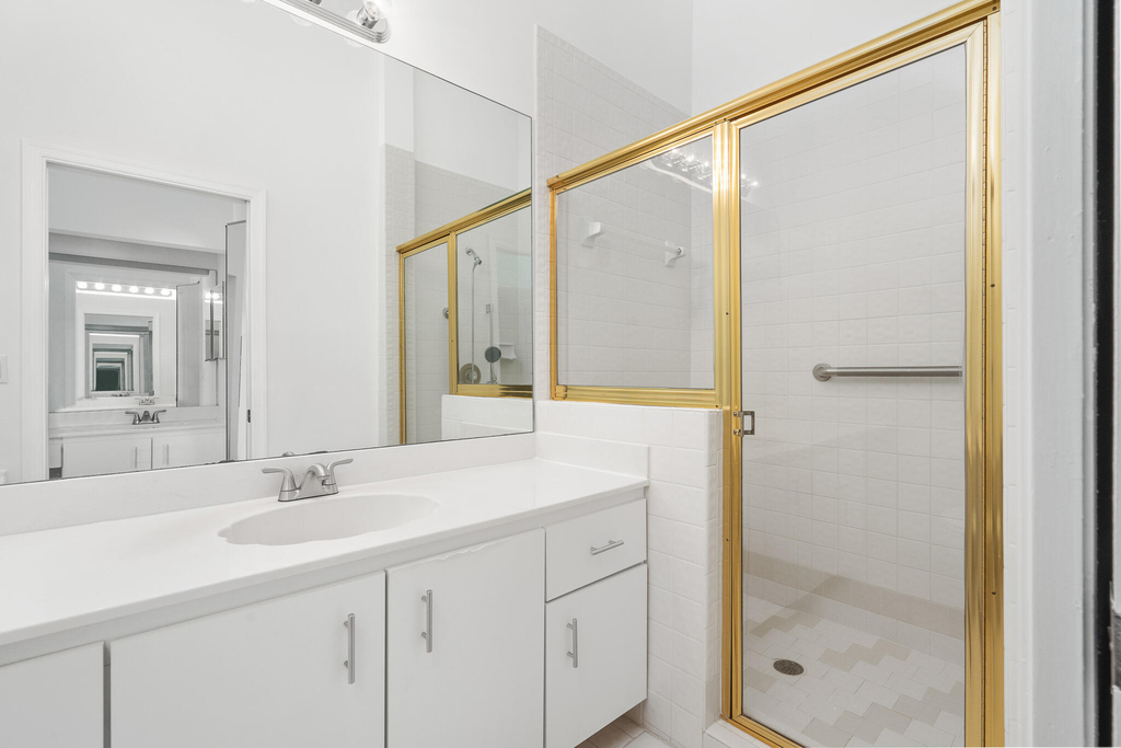 8049 Aberdeen Drive - Photo 19