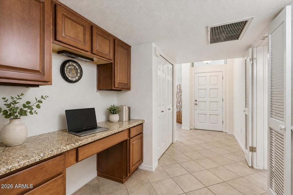 625 E Jeffrey Avenue - Photo 15