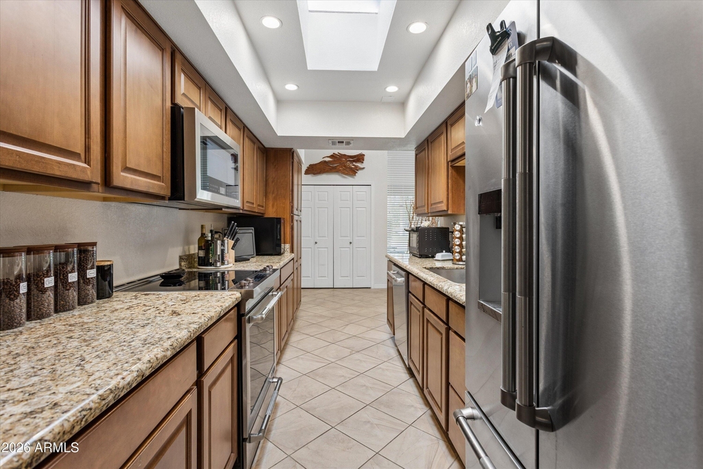 625 E Jeffrey Avenue - Photo 14
